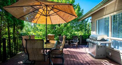 Town Home with Hot Tub, Sleeps 6 in Meadow Lake Resort and Golf Course