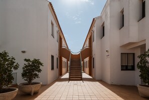 Exterior - Near the Beach with Pool – Aldea del Coto Apartment (Chiclana de la Frontera)