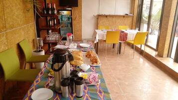 Daily continental breakfast for a fee