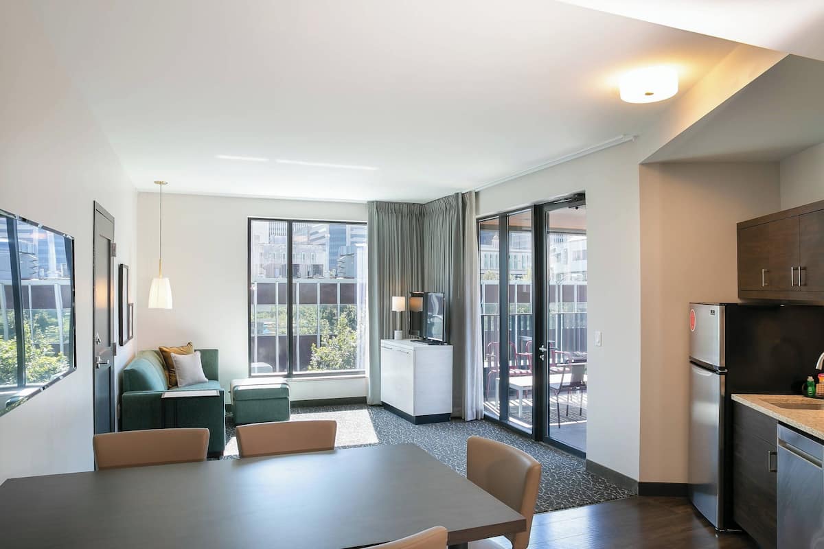 Suite, 1Â King-Bett und Schlafsofa | Wohnbereich