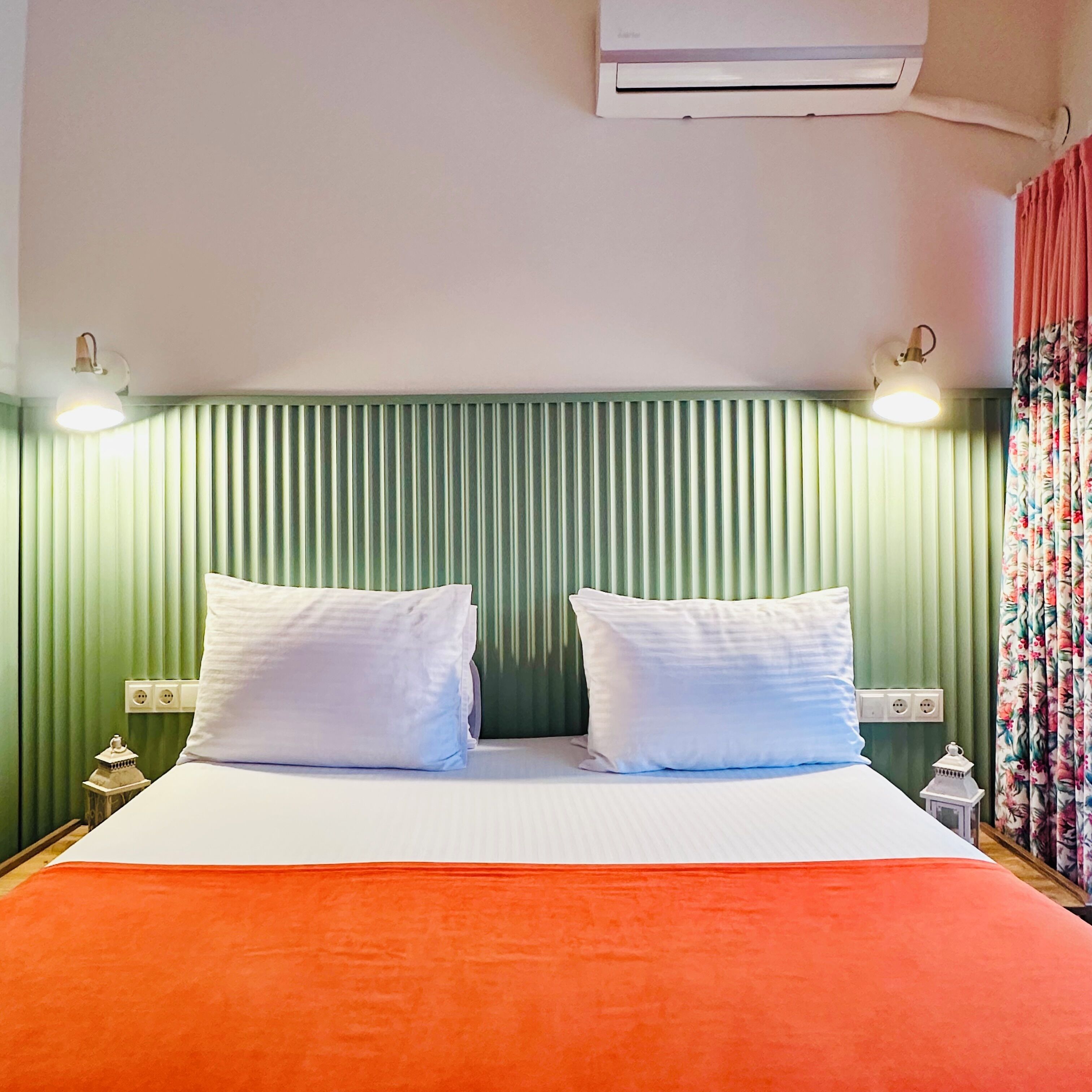 Photo - Casa Rosa Suites