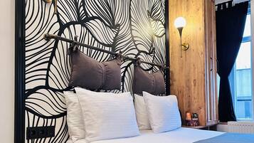 Kamar Double atau Twin Desain | Seprai katun Mesir, seprai premium, dan didekorasi berbeda-beda