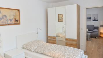 1 bedroom, iron/ironing board, free WiFi, bed sheets