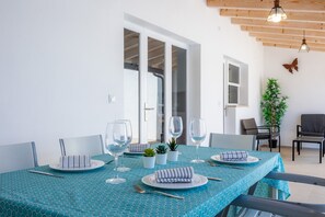 Dining - Holiday Home "Sestanyolet" with Sea View and Mountain View, Wi-Fi, Pool & Terrace (LLUCMAJOR)