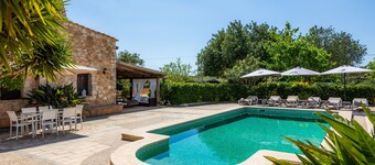Villa "Can Rosillo" with Wi-Fi, Garden, Treehouse, Terraces & Pool