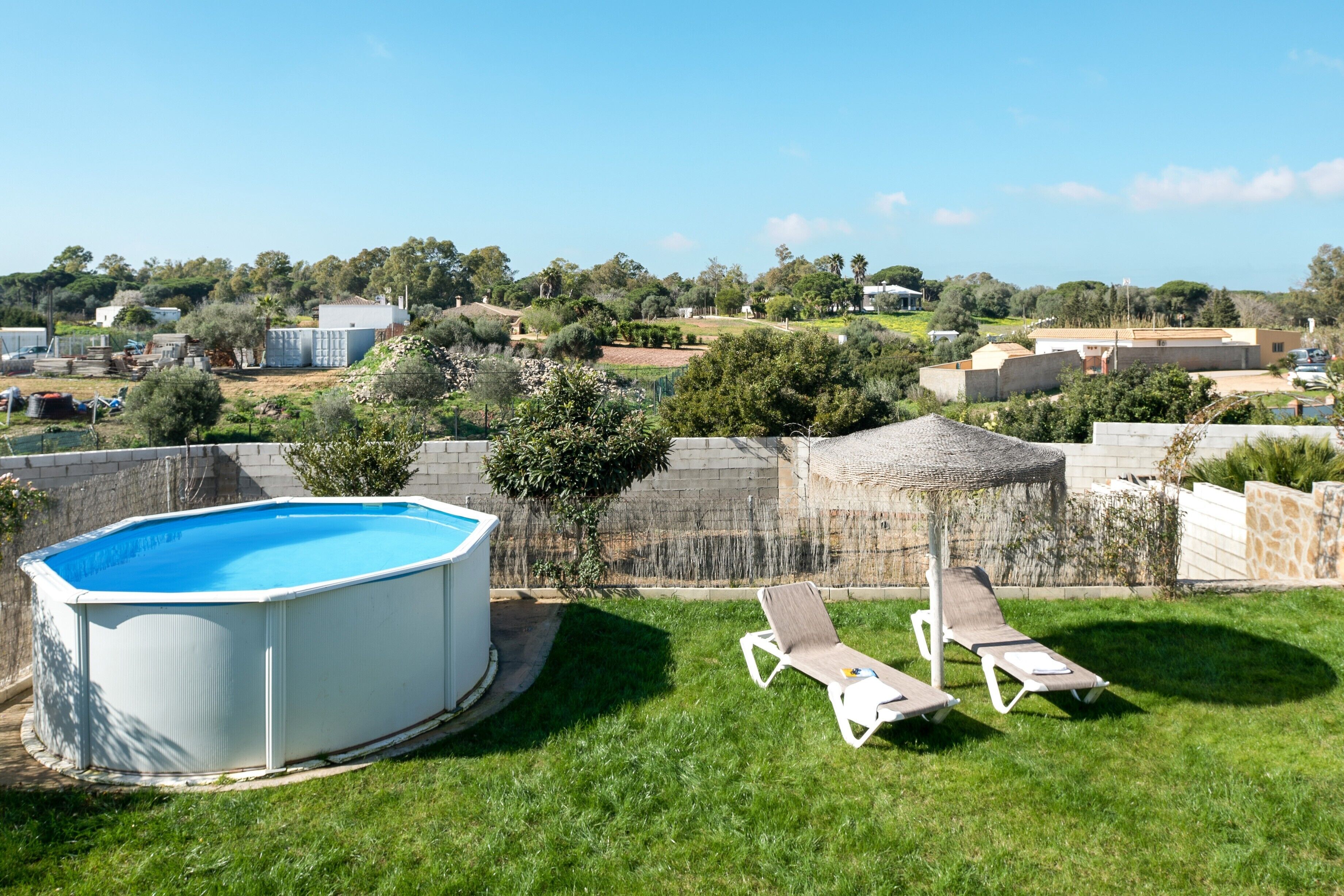 Bañera de hidromasaje exterior