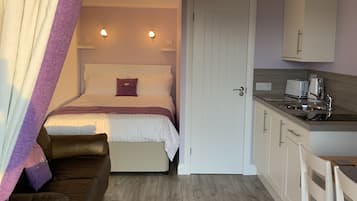 ์บ๋น (Harris View) | ๊ณ ๊ธ ์นจ๊ตฌ, ํ๋ก์ฐํ ์นจ๋, ๊ฐ๊ฐ ๋ค๋ฅธ ์คํ์ผ์ ์ธํ
๋ฆฌ์ด, ๊ฐ๊ฐ ๋ค๋ฅด๊ฒ ๊ฐ๊ตฌ ๋น์น