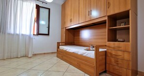 5 soverom, strykejern/-brett, wi-fi (inkludert) og sengetøy