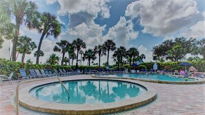 Unclassified image, 4 of 24, button - Harbor Towers Ground Floor Water View (Siesta Key)
