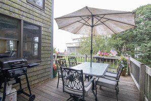 Outdoor dining - Waterfront Oasis on the Cape. (Pocasset)