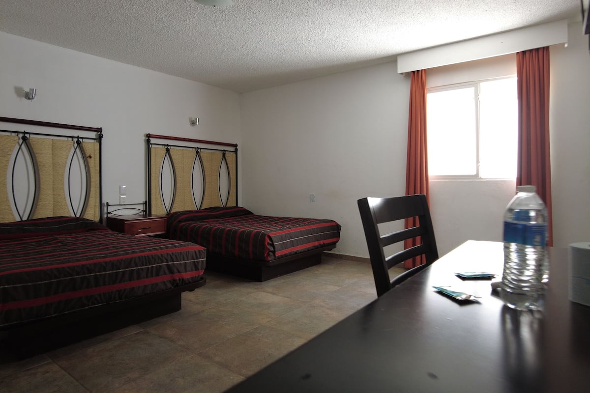 Double Room, 2 Double Beds