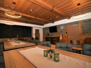 Meeting facility - Wonderful private villa for 25 people with WIFI, TV, balcony and pets allowed (Fügen)