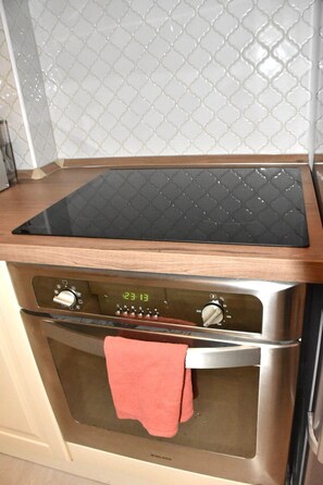 Fridge, microwave, oven, stovetop - Suite Nico Bologna Centro (Bologna)