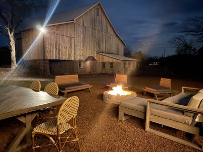 Rustic Meets Modern Farmhouse on Vineyard & Winery