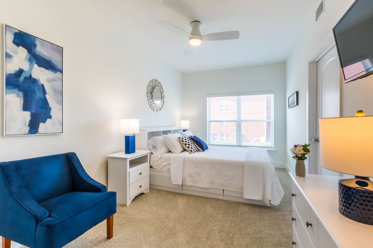 2 bedrooms, premium bedding, individually decorated