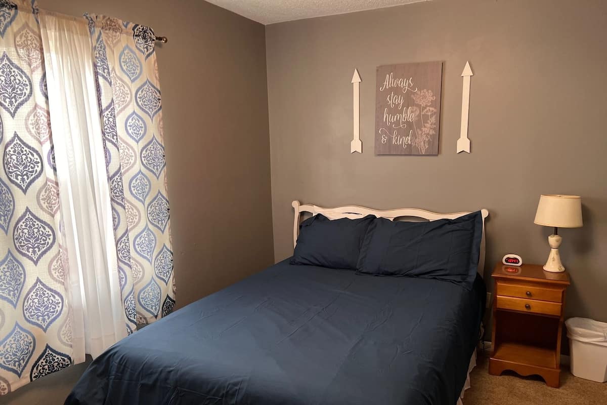 Standard House, 3 Bedrooms, Non Smoking (Betts Farmhouse, Kitchen) | 1 bedroom, free WiFi, bed sheets