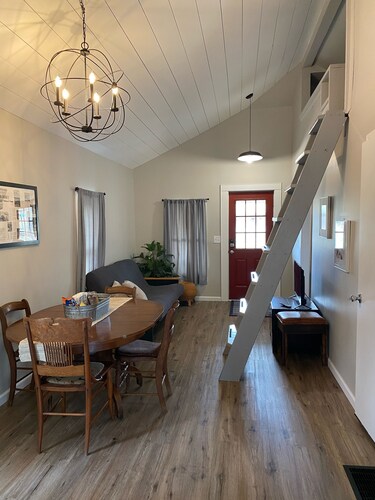 Notting Hill Cottage