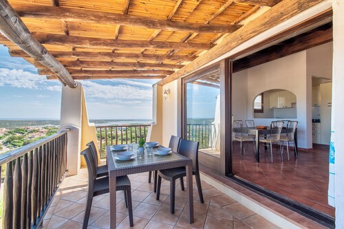 Apartment "Corallo" with Fantastic Sea View and Balcony 090089-APR-00022