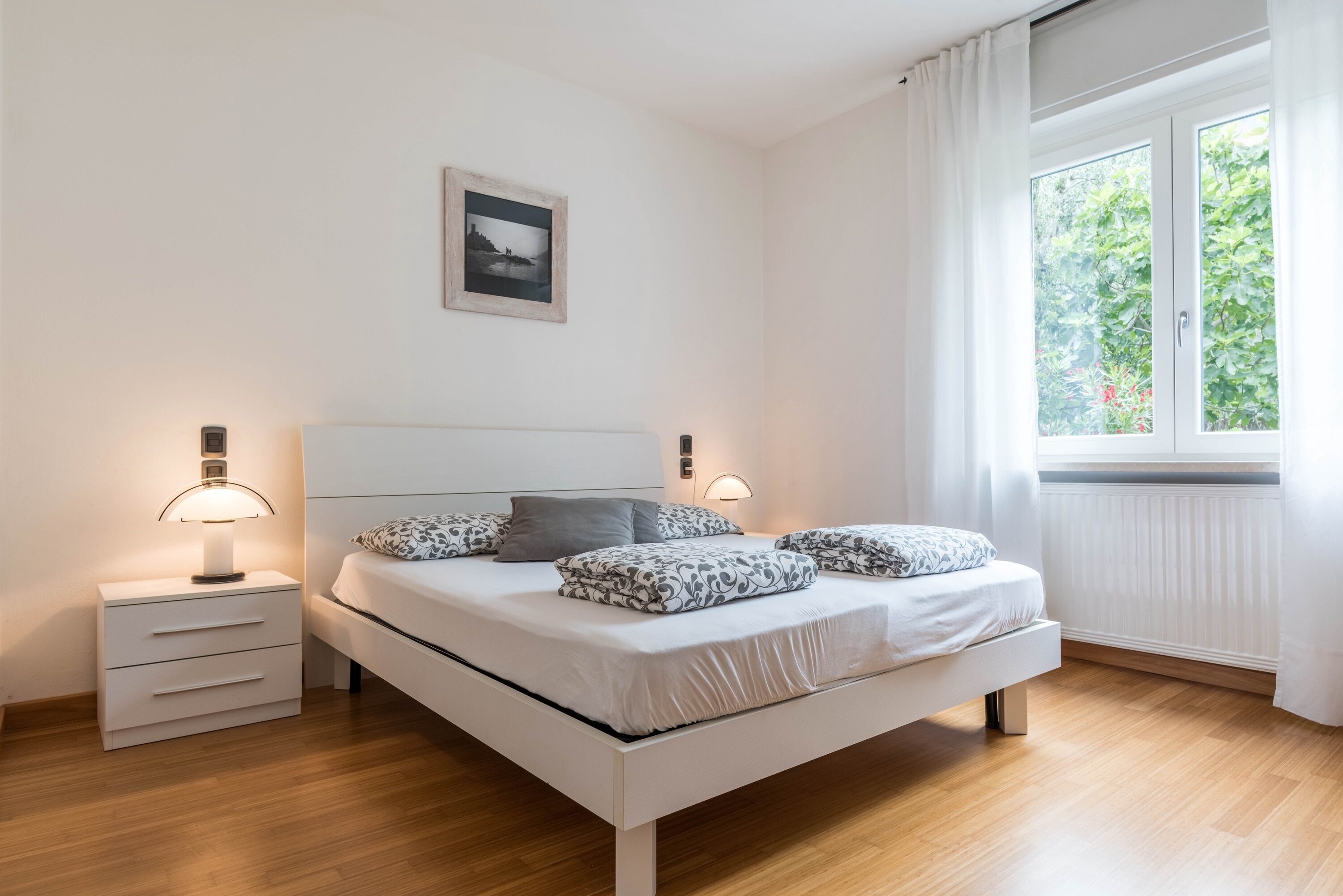 2 habitaciones, tabla de planchar con plancha y wifi gratis 