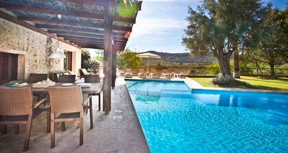 Nichée en pleine nature et avec piscine - Villa Can Rafal