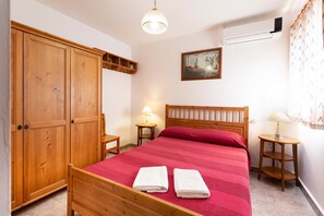 2 habitaciones, tabla de planchar con plancha y wifi gratis 