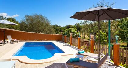 Holiday Home "Sa Caseta" Surrounded by Nature with Pool