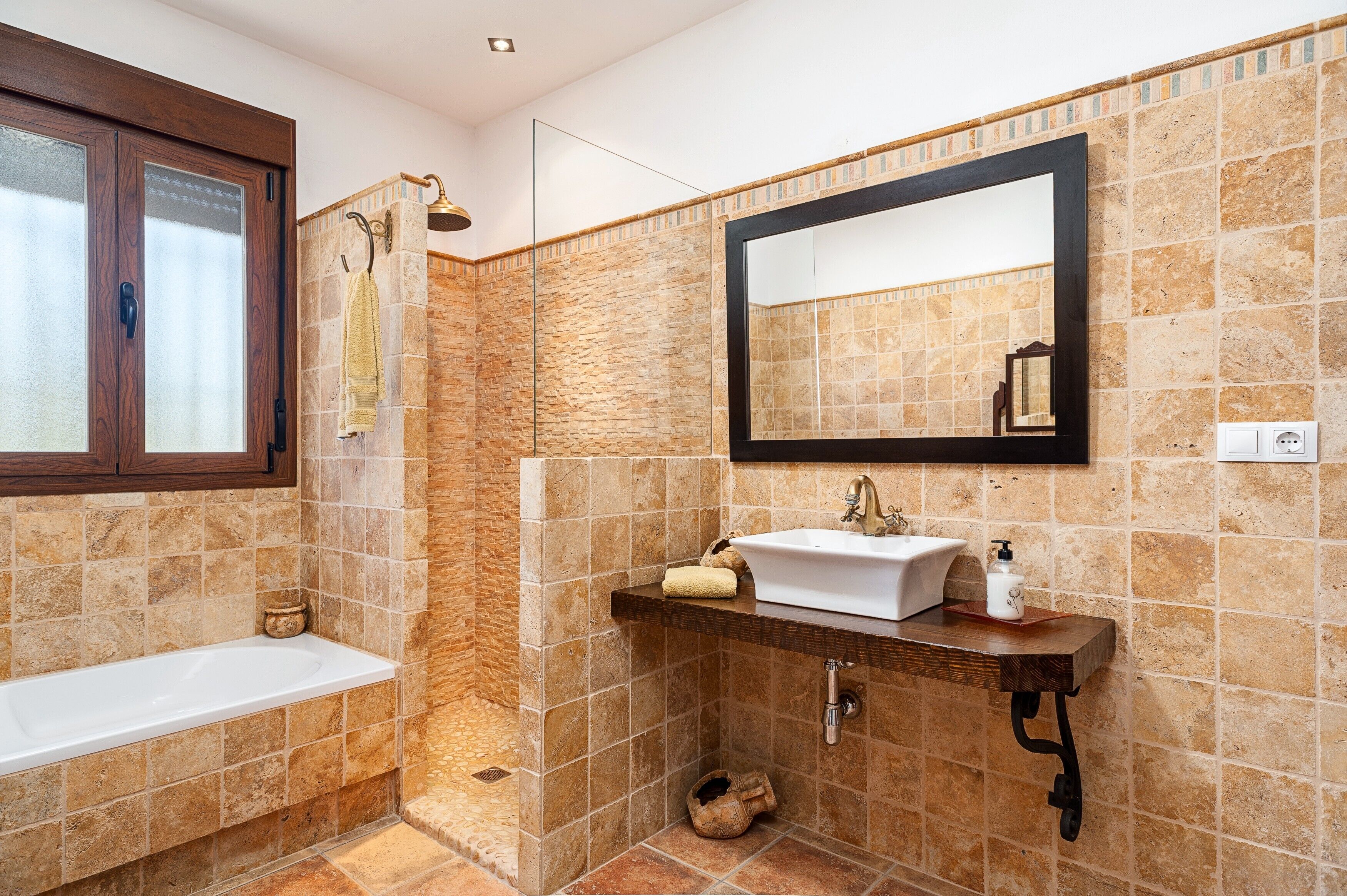 Bathtub, hair dryer, towels