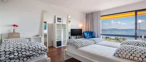 3 chambres, accĂšs au Wi-Fi (inclus), literie fournie