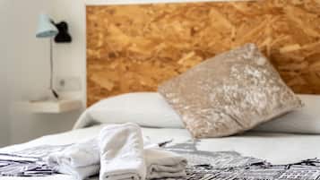 4 bedrooms, iron/ironing board, free WiFi, bed sheets