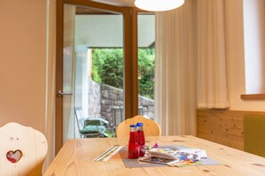 Dining - Holiday Apartment "Christa Zirm" with Garden, Terrace and Wi-Fi near many Ski Resorts (Ortisei)