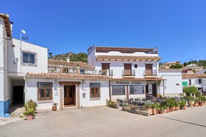 Exterior - Holiday Home Villa Carlitos with Mountain View, Balcony, Terrace (Comares)