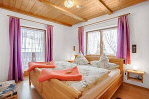 2 bedrooms, free WiFi, bed sheets