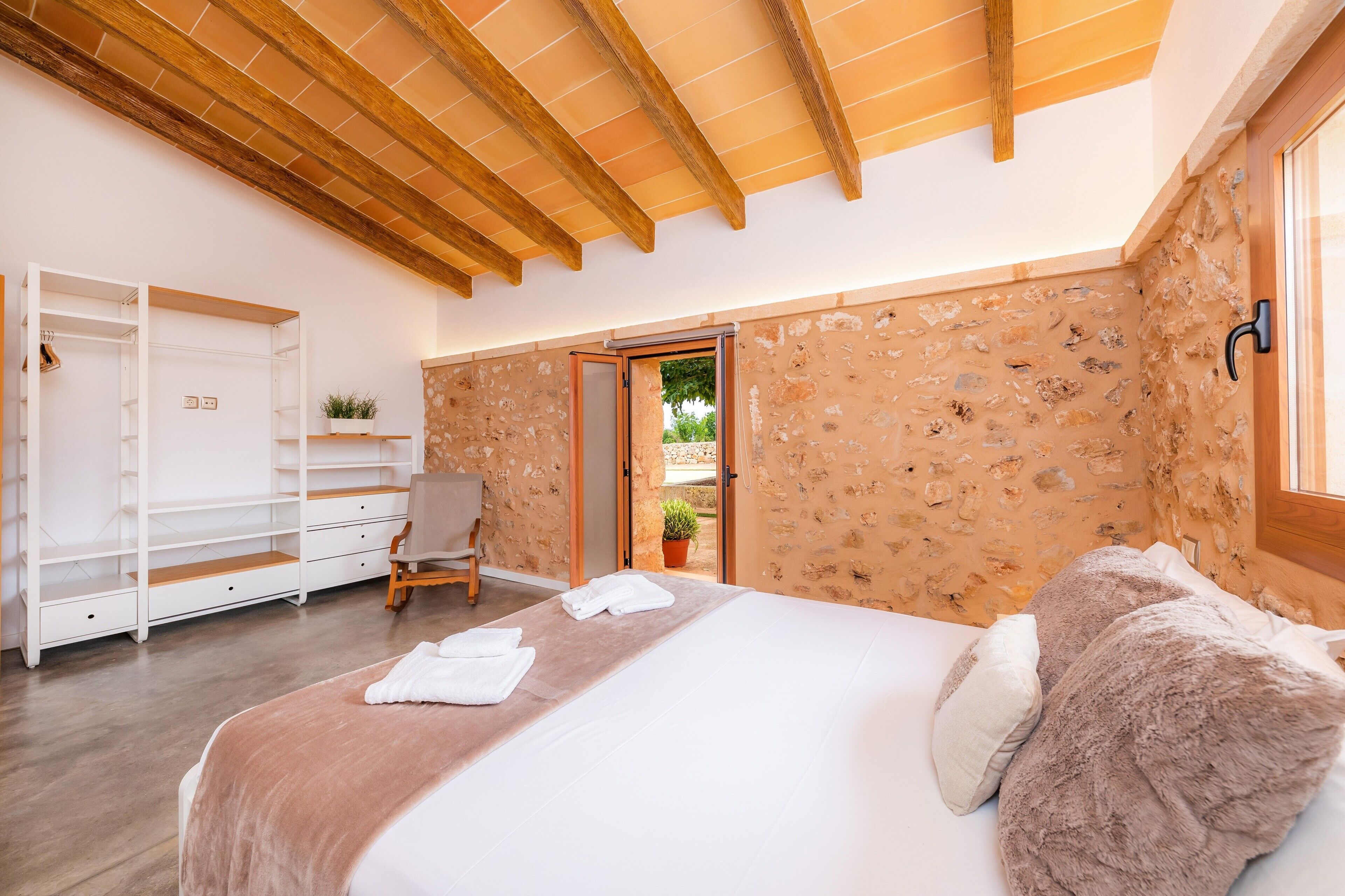 6 Schlafzimmer, Bügeleisen/Bügelbrett, kostenloses WLAN, Bettwäsche