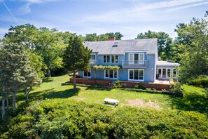 Exterior - Great waterfront property with wildlife views & walking distance to beach! (Eastham)
