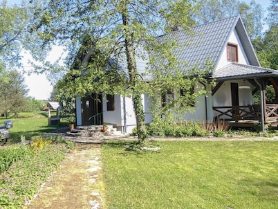 Beautiful private villa for 6 people with terrace and pets allowed