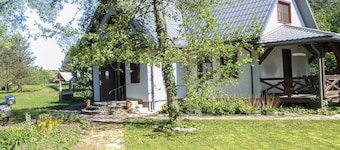 Beautiful private villa for 6 people with terrace and pets allowed
