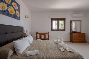 2 soverom, strykejern/-brett, wi-fi (inkludert) og sengetøy