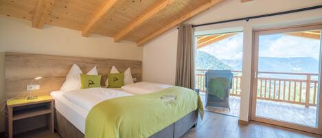 3 camere, ferro/asse da stiro, Wi-Fi gratuito, lenzuola