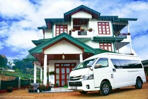 Front of property - Mathuwanthi Guest (Nuwara Eliya)