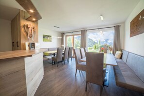 Dining - Chalet "Gasserhof - B" with Mountain View, Garden & Wi-Fi (Mölten)