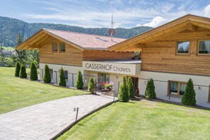 Exterior - Chalet "Gasserhof - B" with Mountain View, Garden & Wi-Fi (Mölten)