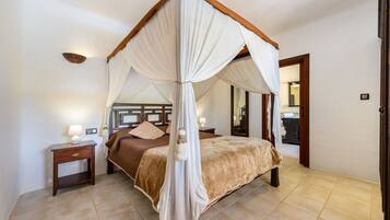 5 makuuhuonetta, silitysrauta/-lauta, ilmainen Wi-Fi, vuodevaatteet