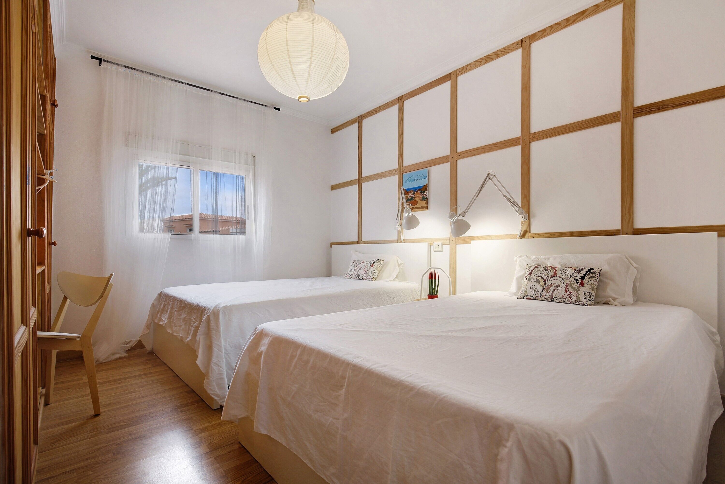 6 chambres, fer et planche à repasser, Wi-Fi gratuit, draps fournis