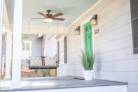 Exterior detail. QUAIL COTTAGE - 2 Bed home 4 blocks from downtown Thomasville