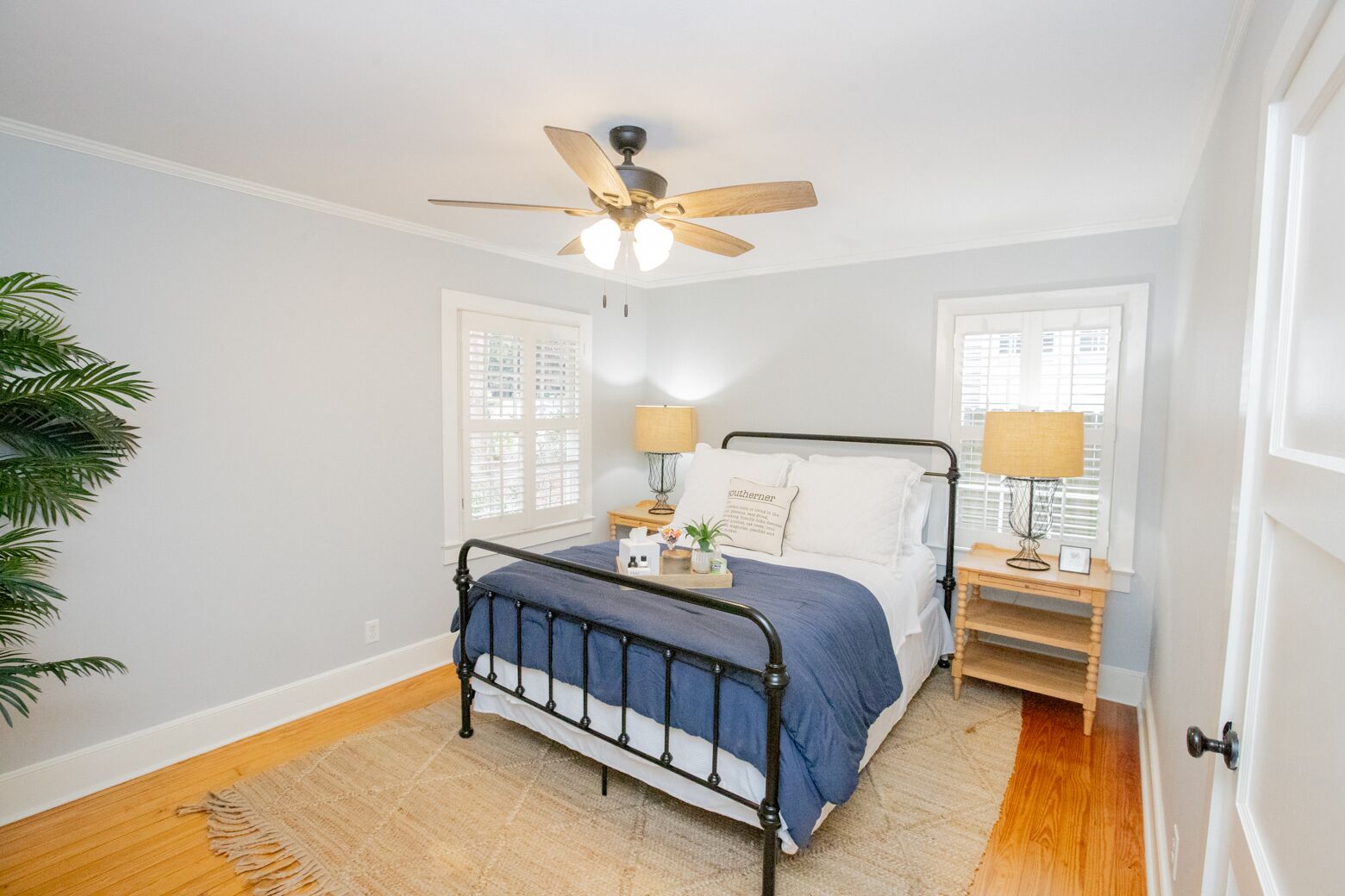 2 habitaciones, tabla de planchar con plancha y wifi gratis 