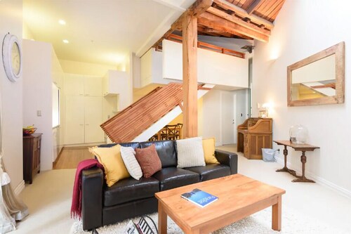 Spacieux appartement calme de style loft à New York