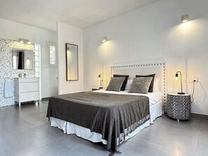 6 habitaciones, tabla de planchar con plancha y wifi gratis 