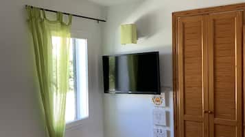 3 camere, ferro/asse da stiro, Wi-Fi gratuito, lenzuola