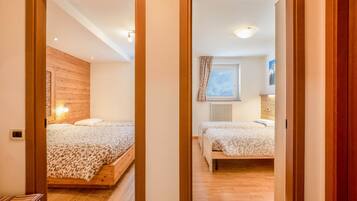 2 chambres, fer et planche Ă repasser, Wi-Fi gratuit, draps fournis