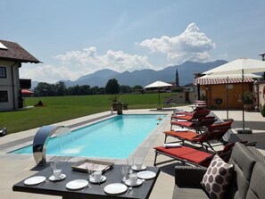 Pool - Rustic Holiday Home Annelies with Wi-Fi, Garden, Terrace (Übersee)